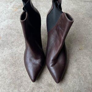 Michael Kors Leather Asbury Pointed Toe Leather Bootie Brown Women Sz 8